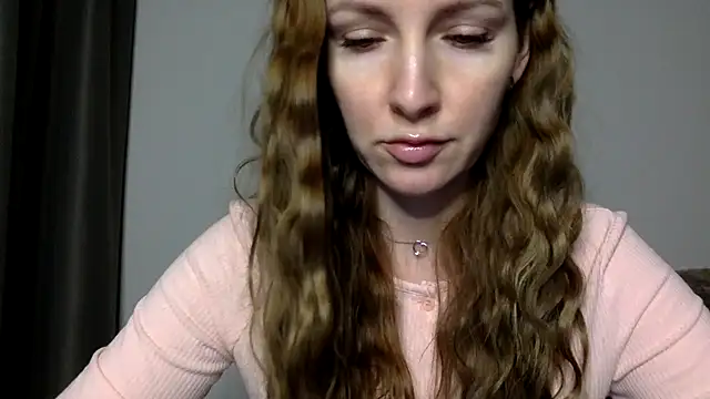 Varnyx online show from November 2025 01:44:01 PM