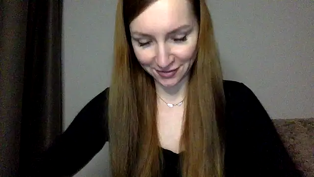 Varnyx online show from December 2025 07:01:02 PM