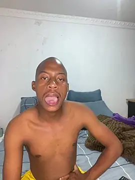 dick4mami online show from April 2026 08:14:01 PM