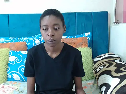 SweetSlenderChoc online show from May 2026 10:02:02 AM