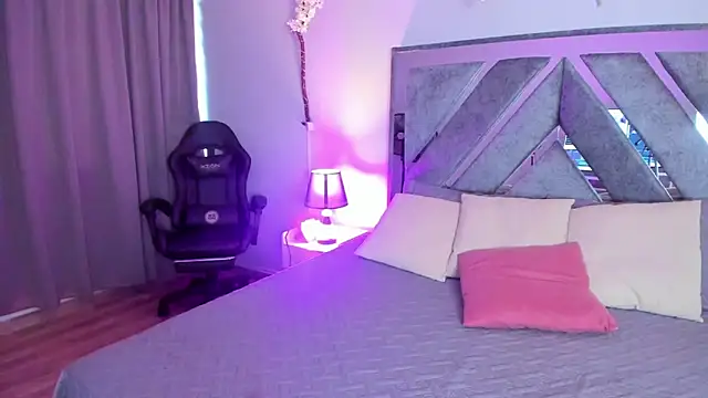 jasmincollin  online show from March 2026 08:01:02 PM