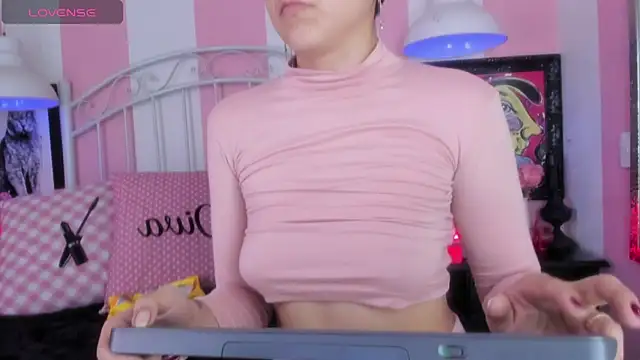 Ely09  online show from May 2026 02:43:01 PM