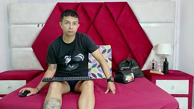 Snapshot of Kity_spiderr chatting on February 2026 12:30:01 PM Kity spiderr online show from February 2026 12:30:01 PM