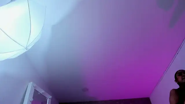 KaylieBrooks online show from November 2025 03:38:02 PM