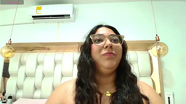 Snapshot of TiffantyAndStacy chatting on January 2026 08:01:02 PM TiffantyAndStacy online show from January 2026 08:01:02 PM