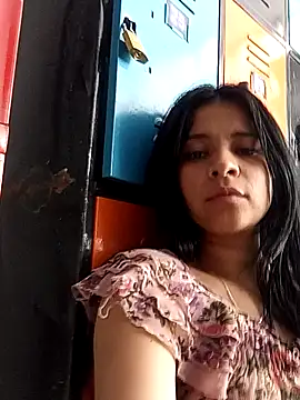 Snapshot of ValerieLove_ chatting on September 2025 07:16:01 PM ValerieLove online show from September 2025 07:16:01 PM