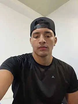 Snapshot of Smith_Fitness chatting on April 2026 02:04:01 PM Smith Fitness online show from April 2026 02:04:01 PM