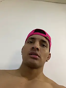 Snapshot of Smith_Fitness chatting on May 2026 02:55:01 PM Smith Fitness online show from May 2026 02:55:01 PM
