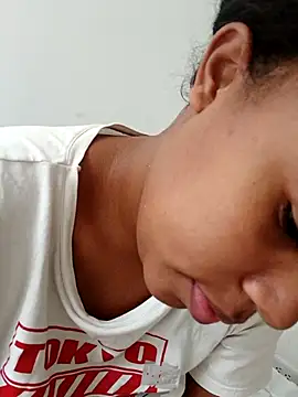 Snapshot of MoniqueMulberry chatting on September 2025 04:09:05 PM MoniqueMulberry online show from September 2025 04:09:05 PM