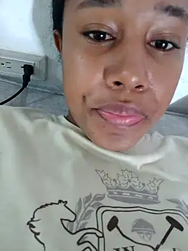 Snapshot of MoniqueMulberry chatting on October 2025 07:45:02 PM MoniqueMulberry online show from October 2025 07:45:02 PM