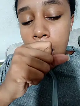 Snapshot of MoniqueMulberry chatting on October 2025 08:55:01 AM MoniqueMulberry online show from October 2025 08:55:01 AM