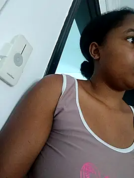 Snapshot of MoniqueMulberry chatting on October 2025 08:42:01 PM MoniqueMulberry online show from October 2025 08:42:01 PM