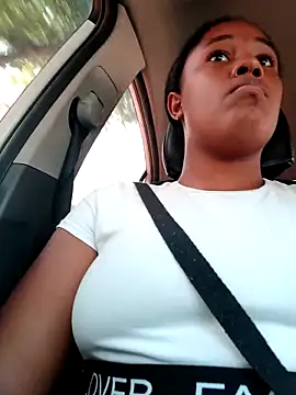 Snapshot of MoniqueMulberry chatting on October 2025 06:21:01 PM MoniqueMulberry online show from October 2025 06:21:01 PM