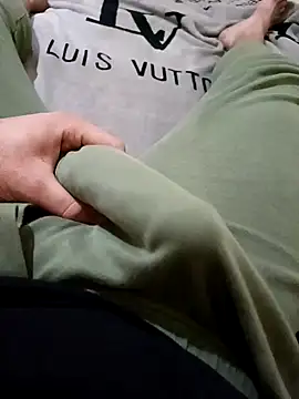 anis3g4 online show from January 2026 01:49:01 PM