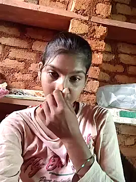 Snapshot of Yatiksha_Beby chatting on September 2025 06:37:02 AM Yatiksha Beby online show from September 2025 06:37:02 AM