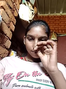 Snapshot of Yatiksha_Beby chatting on October 2025 07:29:01 AM Yatiksha Beby online show from October 2025 07:29:01 AM