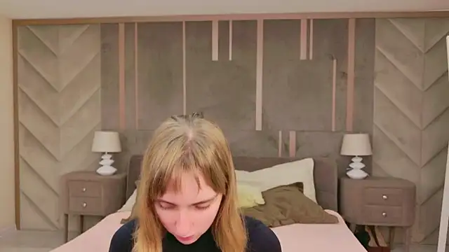 Beverly Gomes online show from October 2025 05:29:02 AM