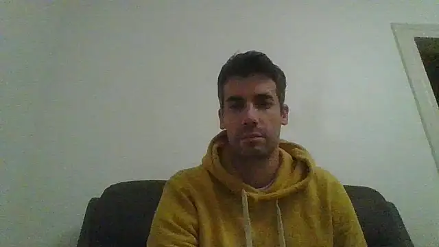 Snapshot of JulioIsHere4you chatting on October 2025 01:26:01 AM JulioIsHere4you online show from October 2025 01:26:01 AM