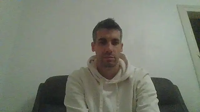 Snapshot of JulioIsHere4you chatting on October 2025 05:58:02 PM JulioIsHere4you online show from October 2025 05:58:02 PM