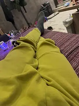 Snapshot of ruberofre chatting on November 2025 11:59:01 PM ruberofre online show from November 2025 11:59:01 PM