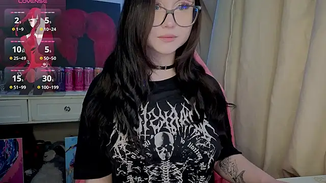 Snapshot of hornyprincess19 chatting on April 2026 06:13:01 AM hornyprincess19 online show from April 2026 06:13:01 AM