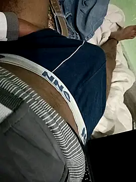 sexy couple 38 online show from November 2025 06:59:02 PM