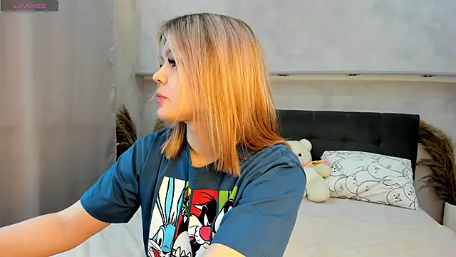 Jerry-Hall online show from April 2026 01:12:02 AM