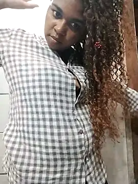 Snapshot of Ella_lima chatting on May 2026 12:23:02 PM Ella lima online show from May 2026 12:23:02 PM