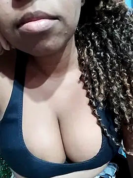 Snapshot of Ella_lima chatting on June 2026 08:57:01 PM Ella lima online show from June 2026 08:57:01 PM