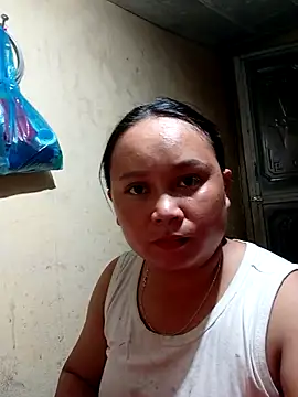 Snapshot of -Kitty-92 chatting on September 2025 11:44:01 AM -Kitty-92 online show from September 2025 11:44:01 AM