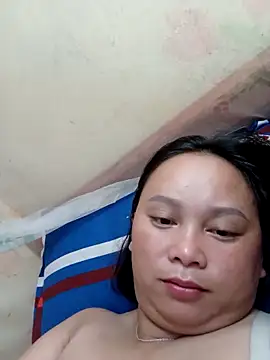 Snapshot of -Kitty-92 chatting on September 2025 11:43:01 PM -Kitty-92 online show from September 2025 11:43:01 PM