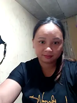 Snapshot of -Kitty-92 chatting on September 2025 01:32:02 AM -Kitty-92 online show from September 2025 01:32:02 AM