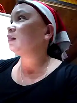 Snapshot of -Kitty-92 chatting on October 2025 11:09:01 PM -Kitty-92 online show from October 2025 11:09:01 PM