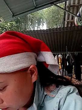 Snapshot of -Kitty-92 chatting on November 2025 04:15:02 AM -Kitty-92 online show from November 2025 04:15:02 AM