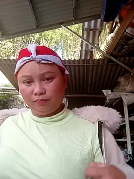 Snapshot of -Kitty-92 chatting on December 2025 07:35:01 AM -Kitty-92 online show from December 2025 07:35:01 AM