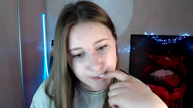 Snapshot of Milka_kamila chatting on April 2026 11:31:01 AM Milka kamila online show from April 2026 11:31:01 AM