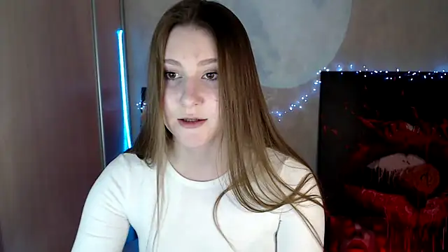 Snapshot of Milka_kamila chatting on April 2026 11:48:01 AM Milka kamila online show from April 2026 11:48:01 AM