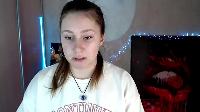 Snapshot of Milka_kamila chatting on May 2026 12:21:01 PM Milka kamila online show from May 2026 12:21:01 PM