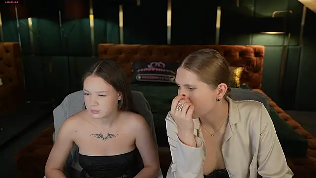 Tiana Princesss online show from December 2025 03:52:01 PM