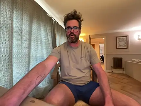 CyprioteWhitefly online show from March 2026 01:00:01 PM