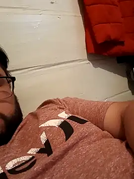 MauxXx93 online show from March 2026 04:49:02 AM