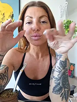 goddessfoxyla online show from October 2025 02:48:01 PM