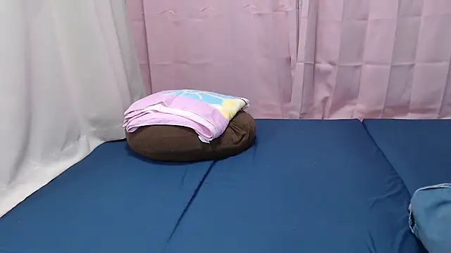 Snapshot of Cooking_Expert chatting on October 2025 09:35:02 AM Cooking Expert online show from October 2025 09:35:02 AM