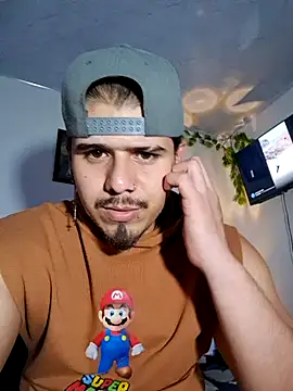 Snapshot of thiago_bos chatting on October 2025 04:08:02 PM thiago bos online show from October 2025 04:08:02 PM
