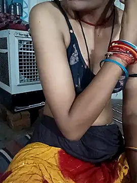 Snapshot of Bebby_Doll chatting on October 2025 03:57:01 AM Bebby Doll online show from October 2025 03:57:01 AM