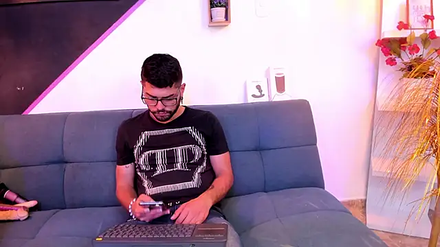 DanteWinter online show from September 2025 04:01:01 AM