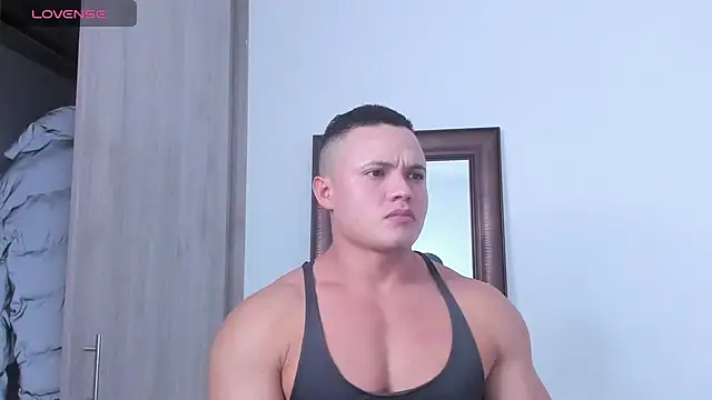 KingLevi01 online show from October 2025 09:02:01 PM