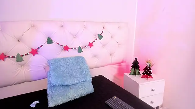 Ambeer fox  online show from December 2025 08:14:01 PM