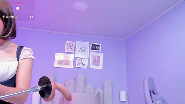 lucrecia sucker online show from October 2025 07:34:01 PM