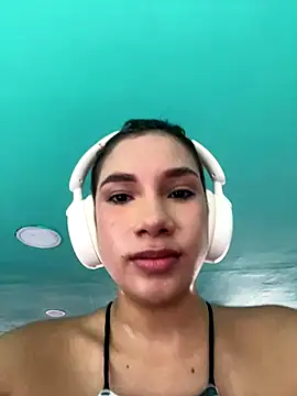 NicoleArmani online show from September 2025 03:12:02 PM